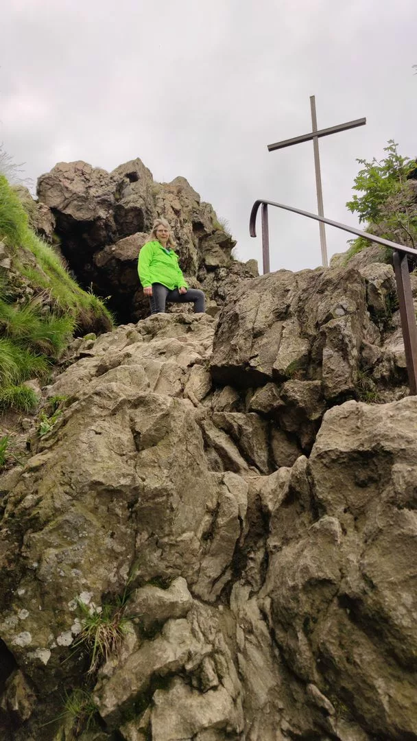 Thomas-Neiss-Steige im Aufstieg zum Feldstein